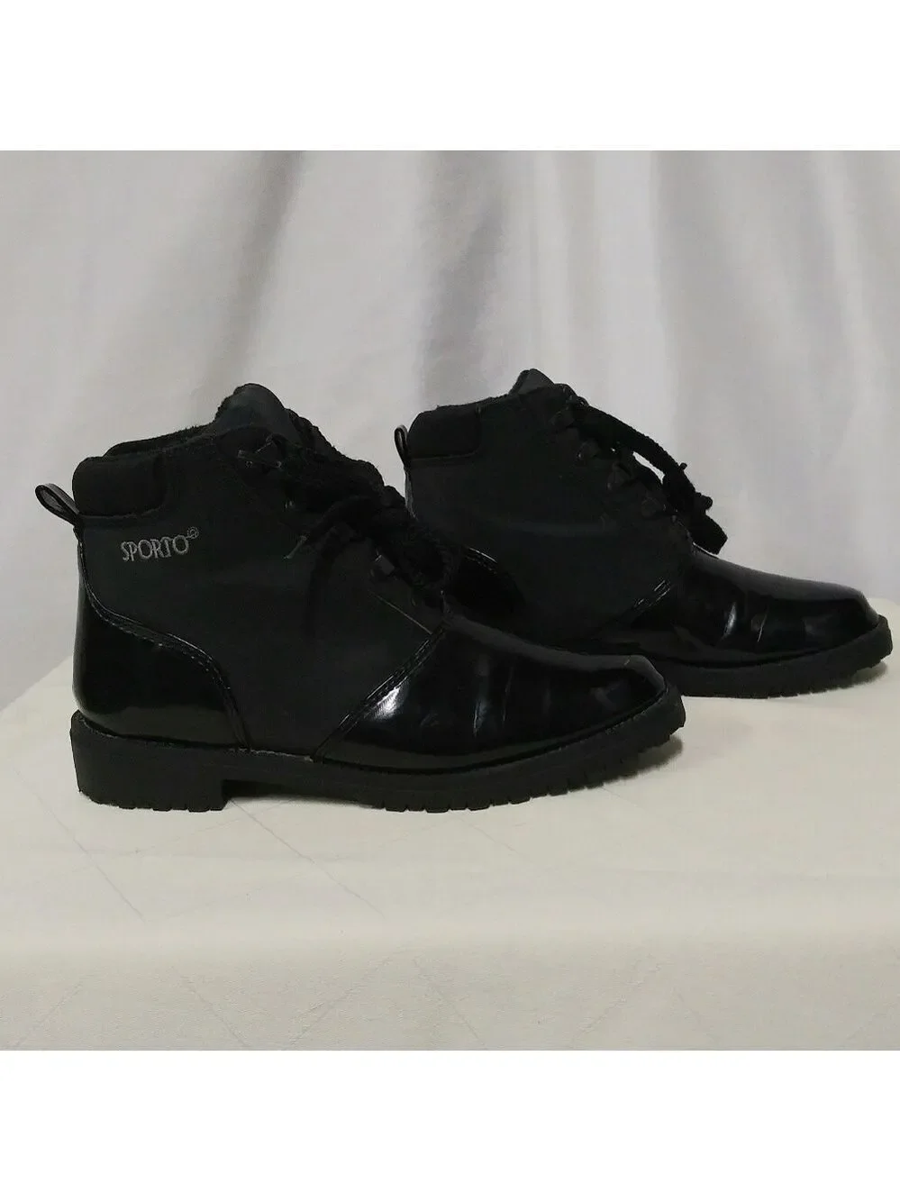 Sporto Insulated Black Leather Almond Toe Lace Up Low Heel Winter Ankle Boot